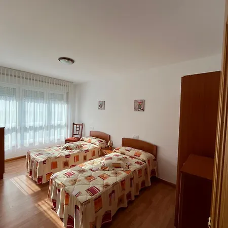 Cantodorxo En Playa De Rons *